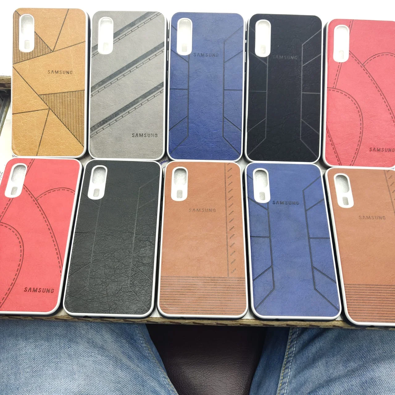 Leader-case-with-copy-logo-Oppo-vivo-Iphone-Redmi-Samsung-Model-Available.webp Leader case with copy logo Oppo vivo Iphone Redmi Samsung Model Available - Image 1